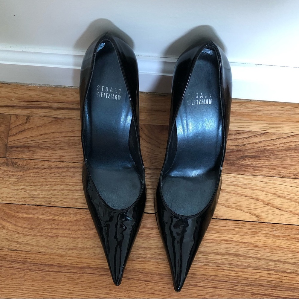 Stuart Weitzman pointed pumps, sz8, patent leather